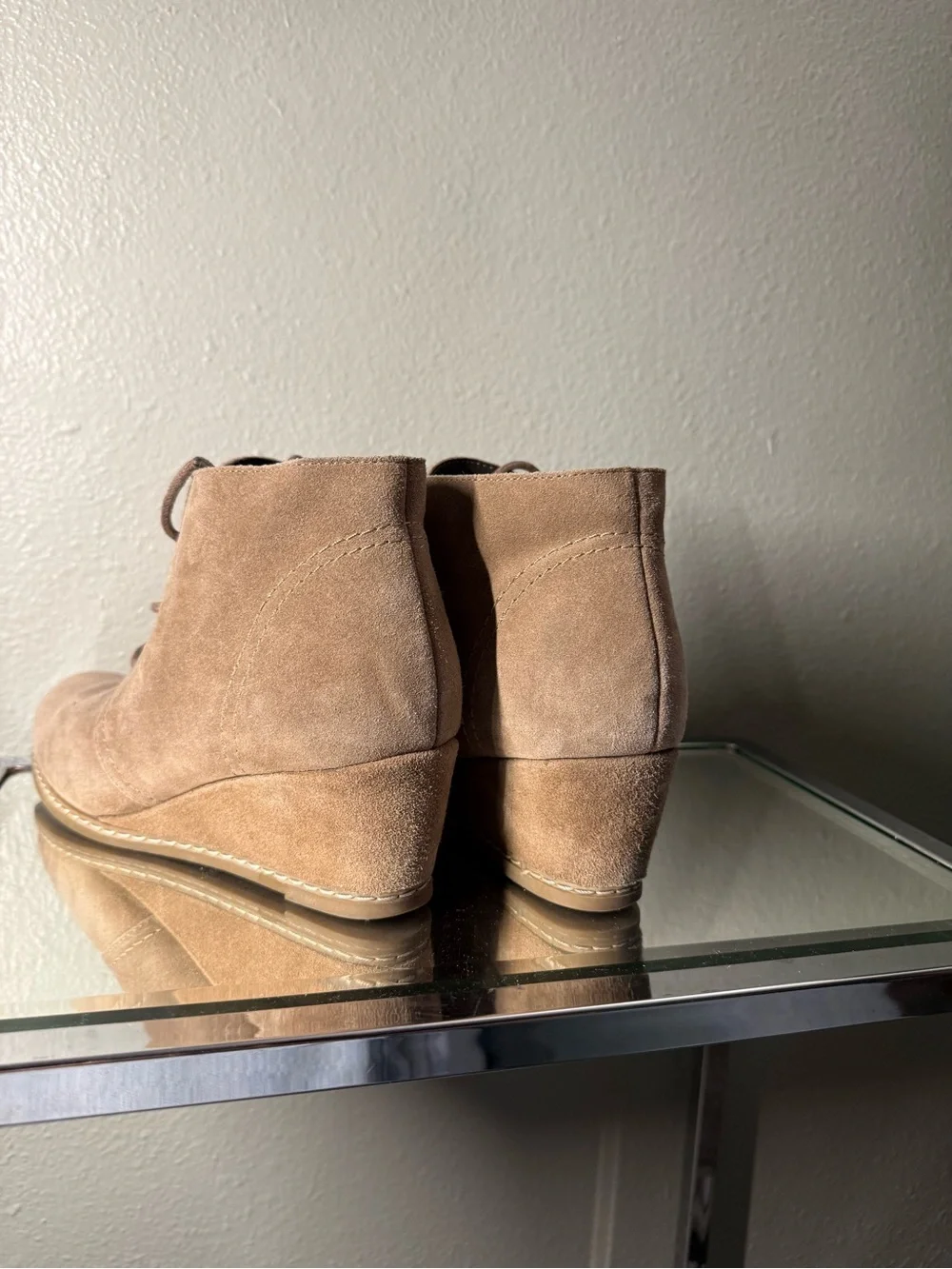 Bjorndal Rachel Taupe Suede Leather Wedge Chukka Booties Women’s Size 7
